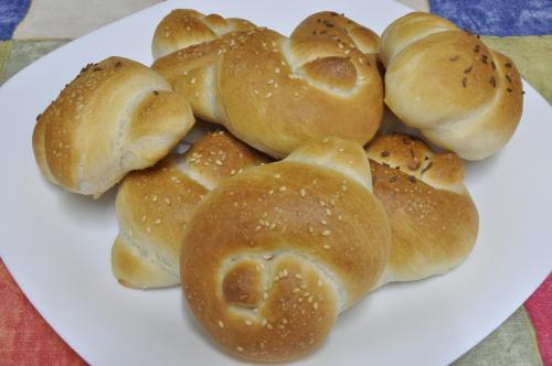 Jednoduché a rychlé kynuté housky – Snadné recept z Česko kuchyně, hotový za 45 - 60 minut